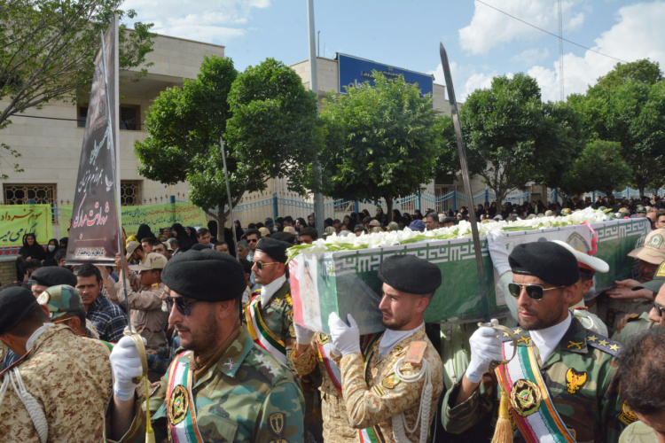 حضور جامعه دانشگاهی صنعتی قوچان در مراسم تشییع پیکر مطهر شهید ناصر حیدری دژ